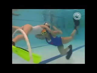 womens aquathlon (underwater wrestling)